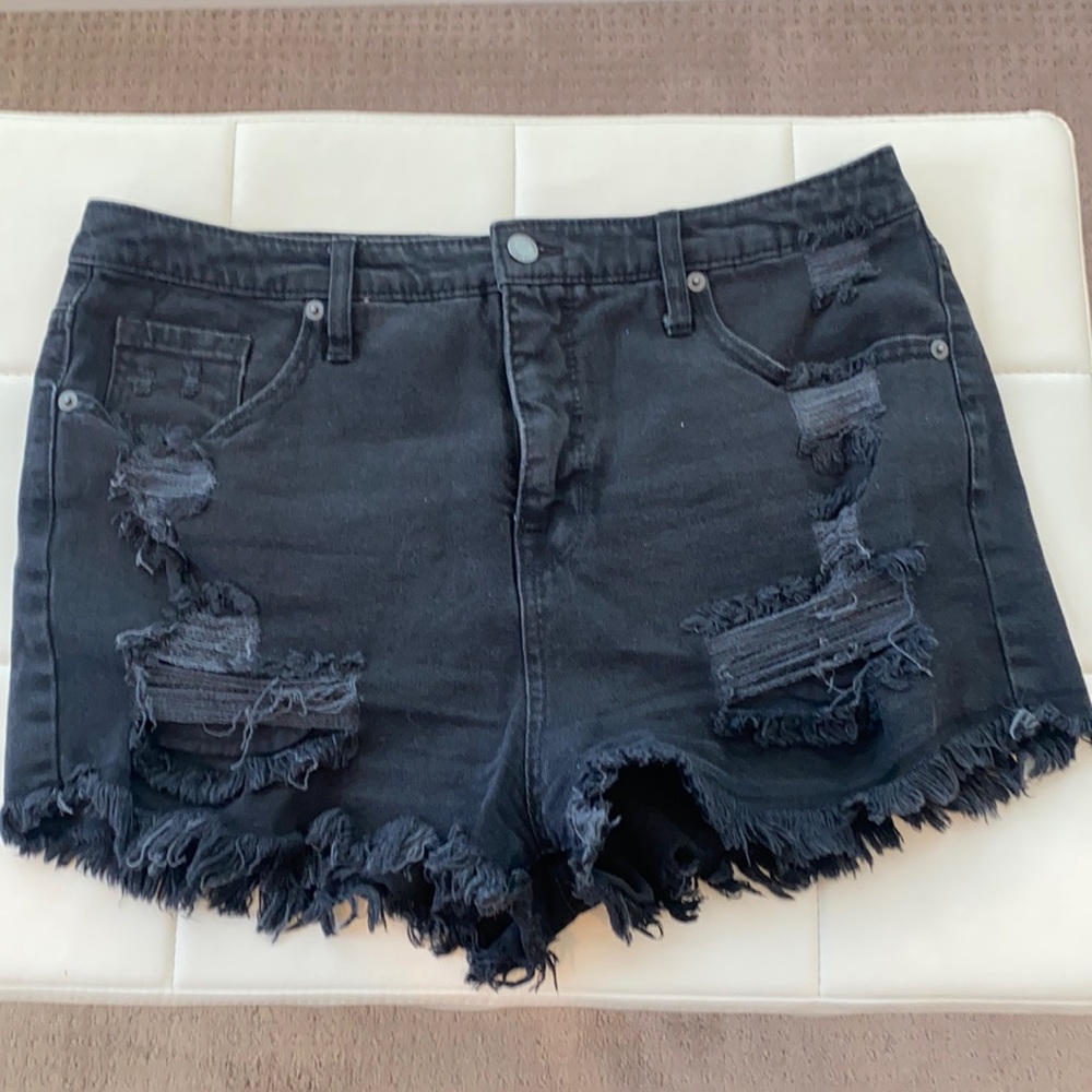 Mossimo distressed shorts